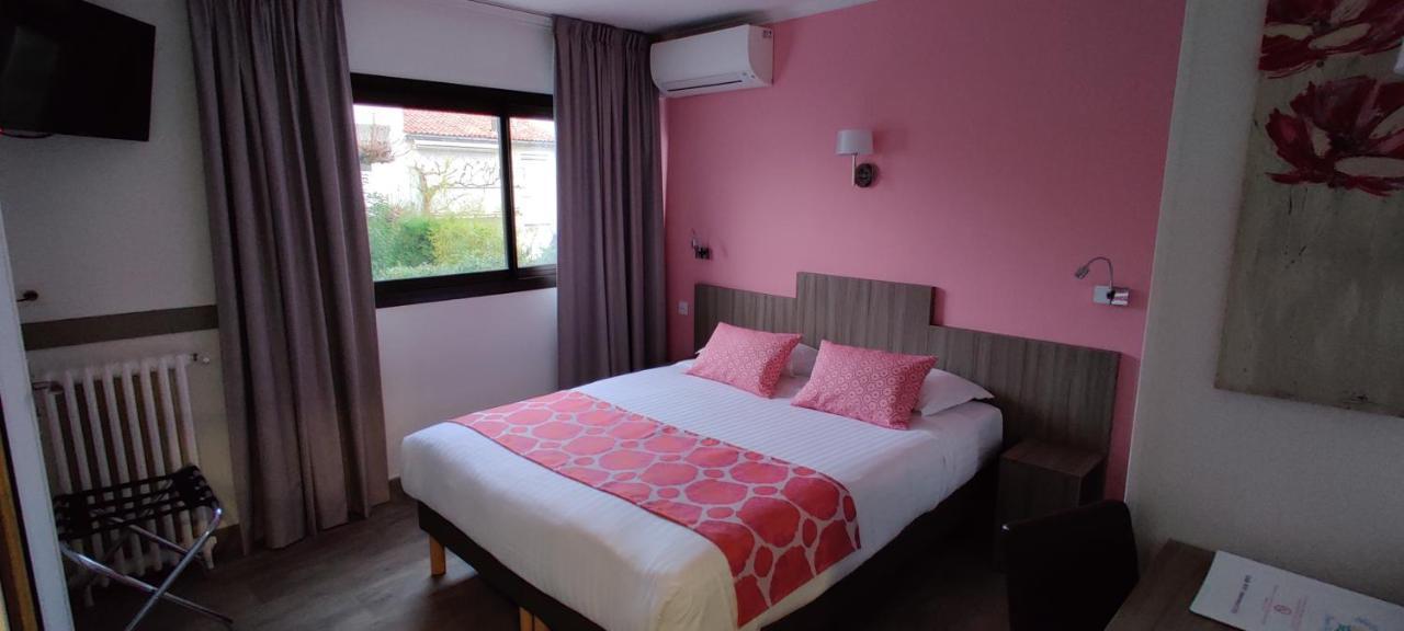 Logis Hotel Les Bleuets رويا المظهر الخارجي الصورة