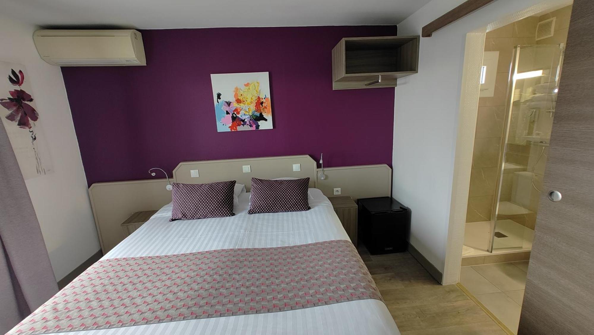 Logis Hotel Les Bleuets رويا المظهر الخارجي الصورة