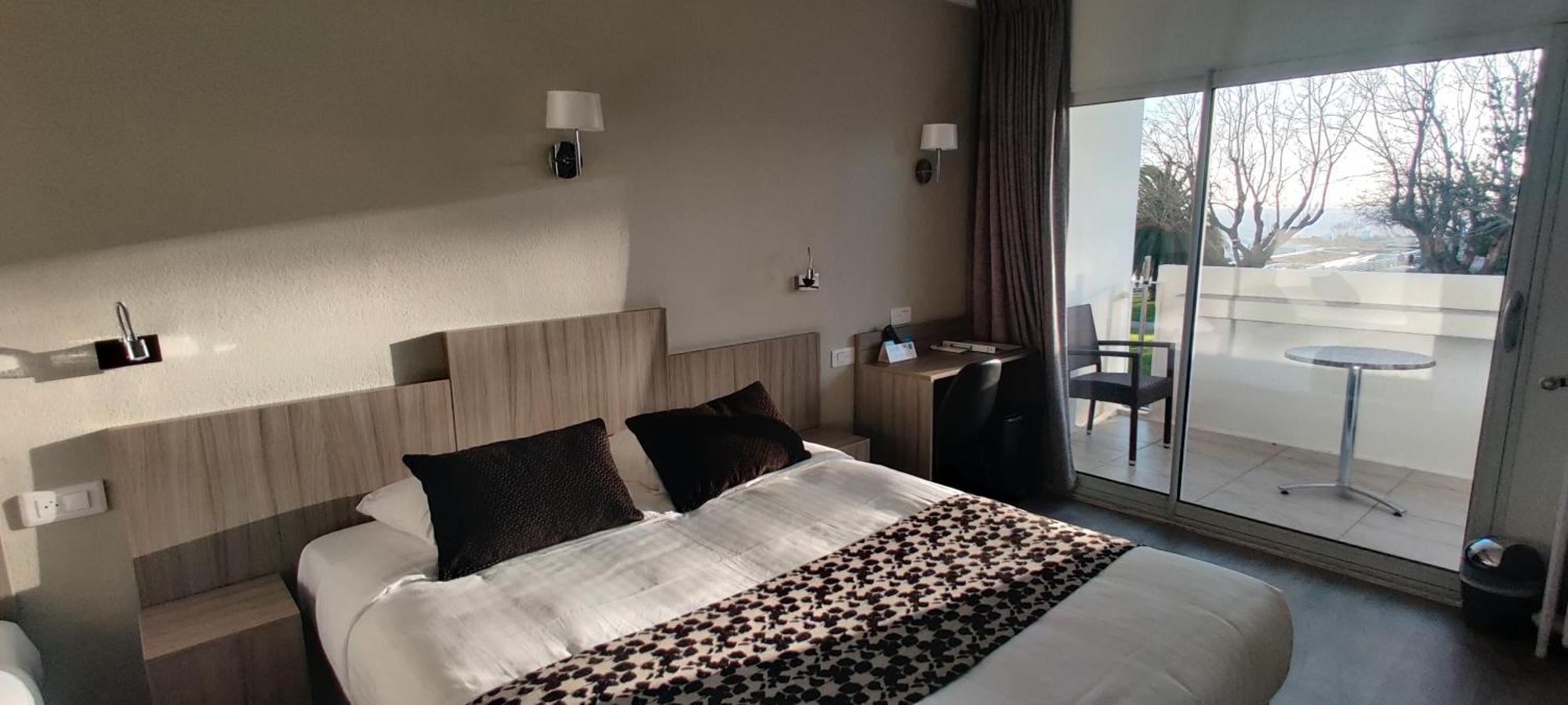 Logis Hotel Les Bleuets رويا المظهر الخارجي الصورة