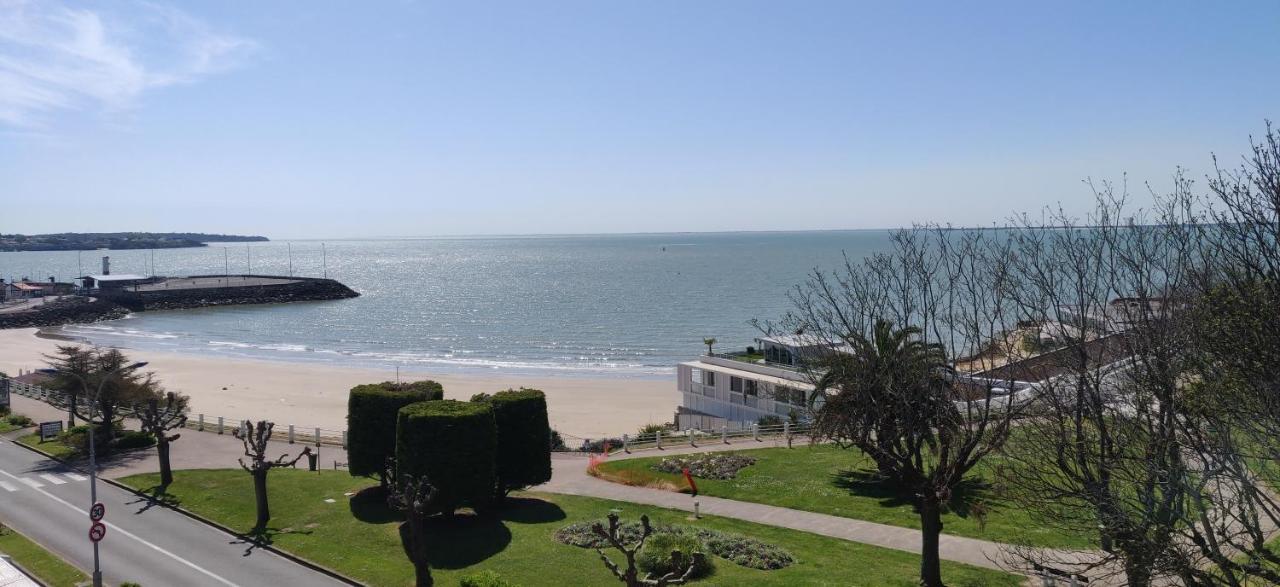 Logis Hotel Les Bleuets رويا المظهر الخارجي الصورة